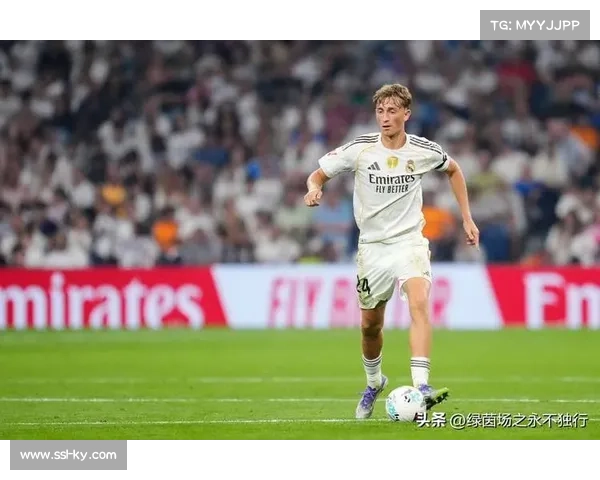 皇马遭遇防线危机多名主力受伤楚阿梅尼客串中卫成无奈之举